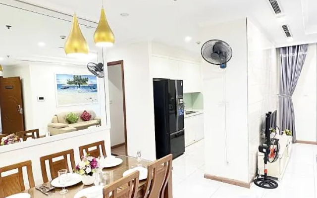 Luxury Apartment at Vinhomes Central #5