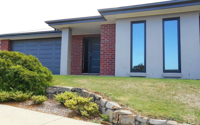 Plovers Rest - Surf Side - Free Wifi