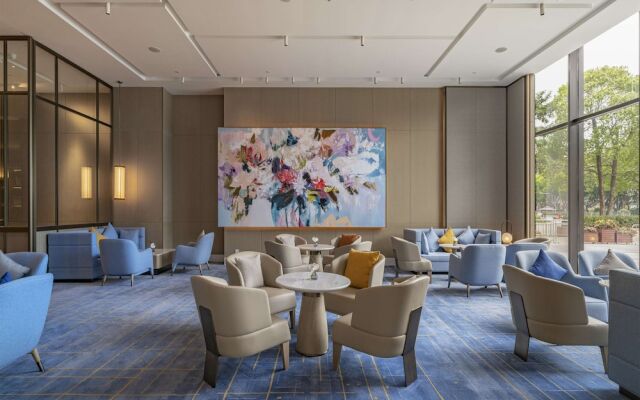 DoubleTree by Hilton Shenzhen Nanshan Hotel & Residences