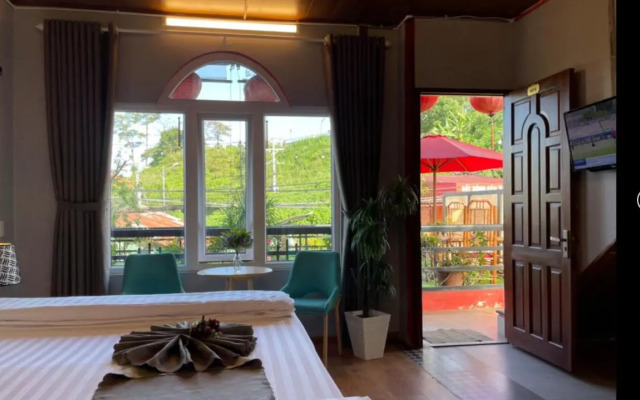 Redhouse Backpacker Hostel