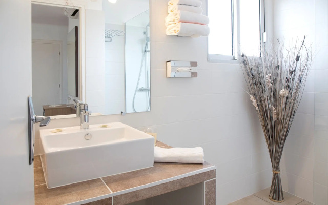 Logis Hotel et Restaurant Le Galion Canet Plage