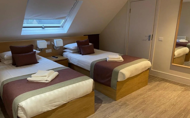 Holtwhites Hotel