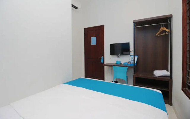 RedDoorz Syariah At Pucang Anom