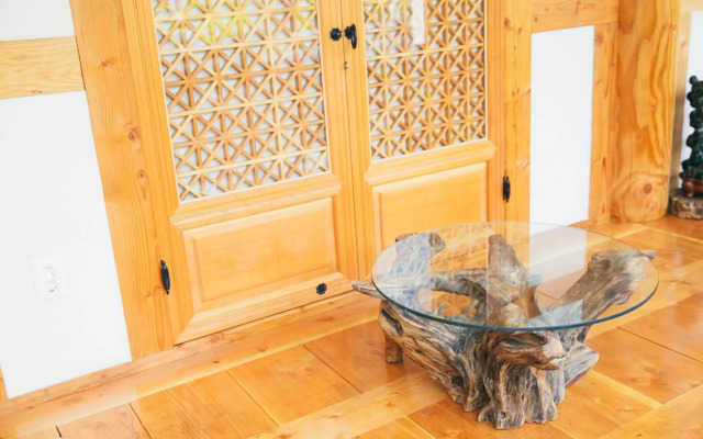 Laon Hanok Gguljam