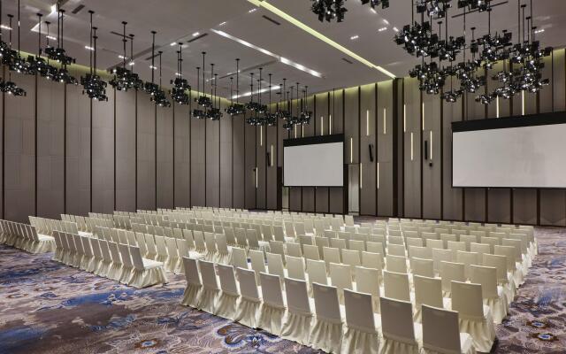 Crowne Plaza Wuhan Development Zone by IHG