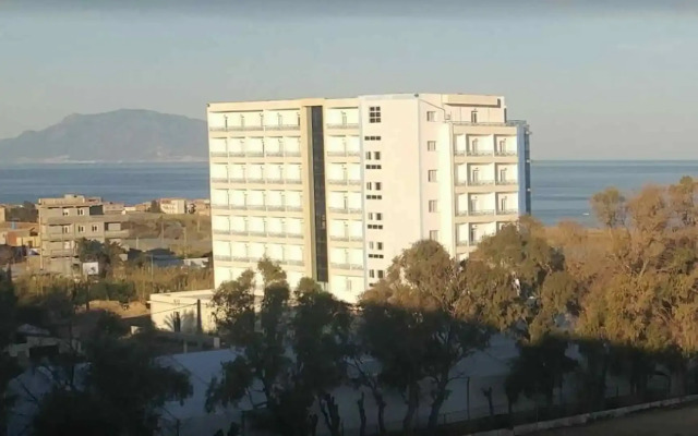 Es Salem Bousmail