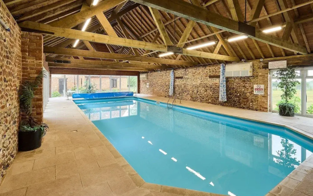 Host Stay Granary Barn