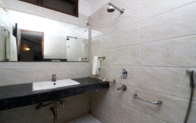 City Centre By OYO Rooms
