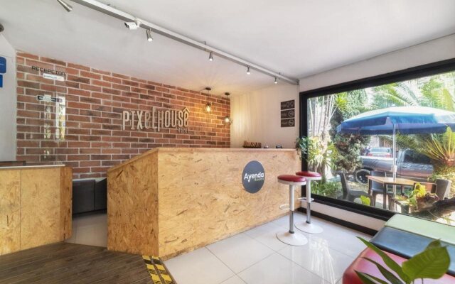 Ayenda 1224 Pixel House