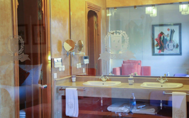 Le Clos des Oliviers by KMV