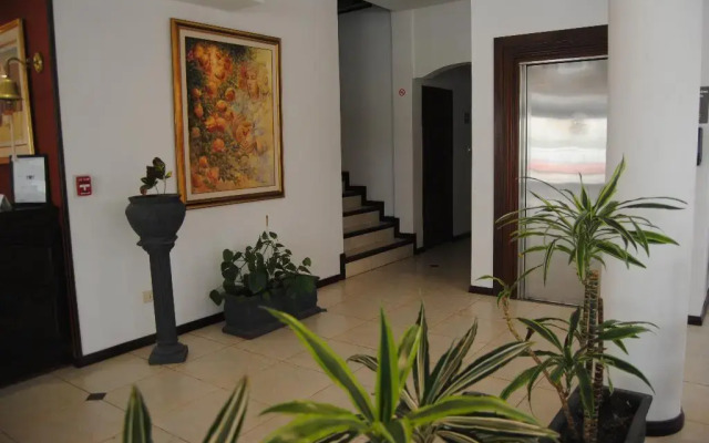 Iberia Hotel