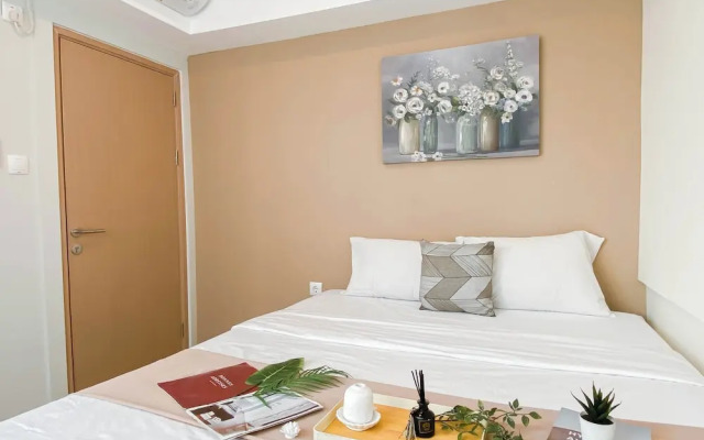 Modern 2Br At Meikarta Apartment Near Aeon Delta Mas