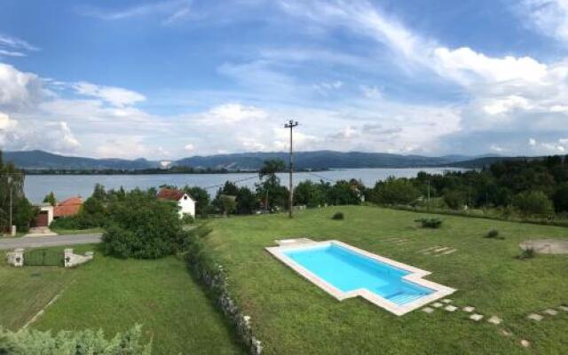 Pool View Villa