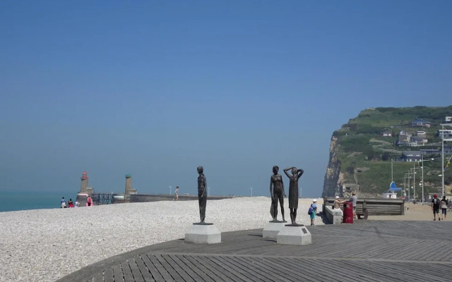 Apartment in Normandy Near Pebble Beach