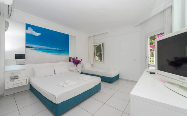 Bendis Beach Hotel