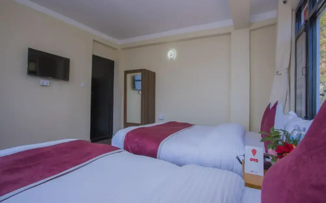 OYO 295 Asha Lodges