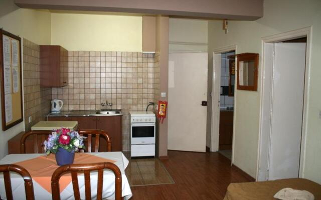 Nick's Hotel Apartments