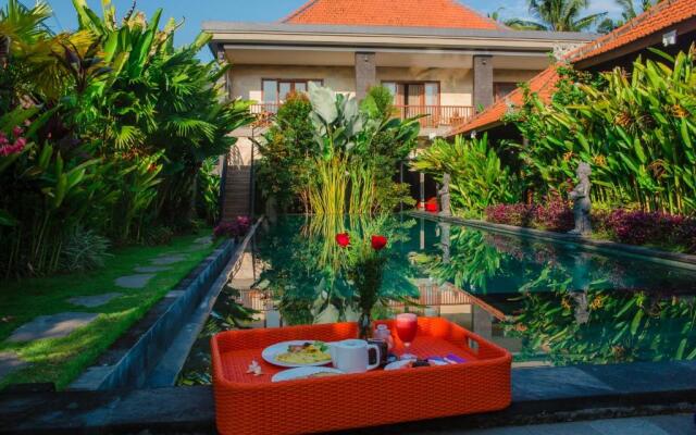 Ratna Villa 4