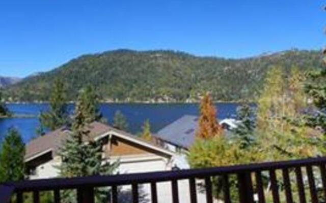 RedAwning A Panoramic Lakeview