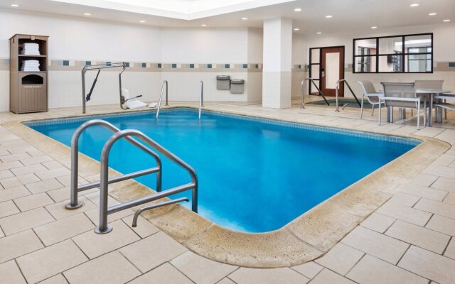 Courtyard by Marriott Stamford Downtown