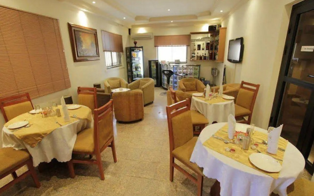 ViaCasa Boutique Hotel