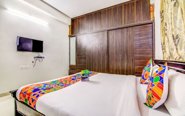 FabHotel Vihaan Flora