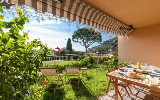 2 BDR Villefranche-sur-Mer Sea View Parking and Swimming Pool