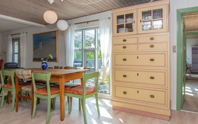 6 Person Holiday Home in Grenaa