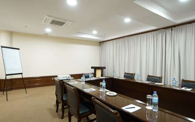 Kibo Palace Hotel Arusha