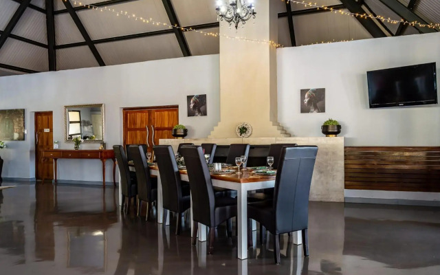 Mount Shekinah Country Hotel
