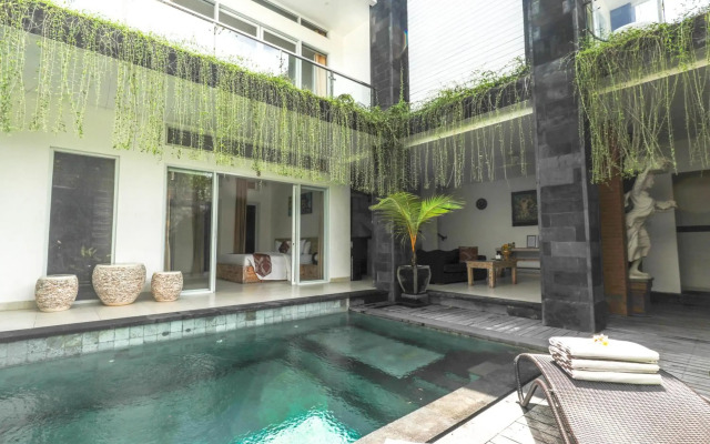 Puri Bagus Villa Legian Kuta