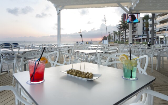 Hotel 4R Miramar Calafell