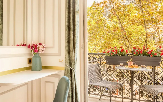 Merveil-Luxury Suite-Louvre-Sebastopol I