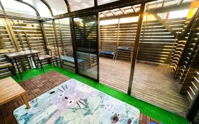 Tea Hot Spring House
