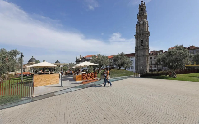FLH Porto Traditional Studio with Terrace