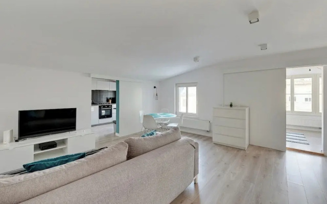 Veranda by Grand Apartments