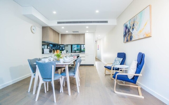 Lovely & Luxurious Townhouse In Zetland