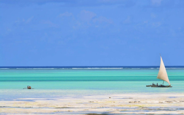Bliss Beach Lodge