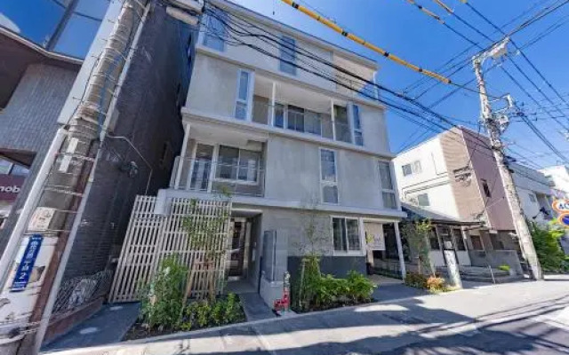 plat hostel keikyu kamakura wave