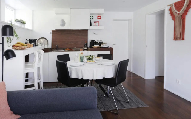 Santa Joana Apartment with garden and heated pool