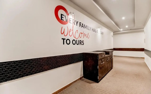 Hotel Pearl's BKC Inn- Near Trade Centre, Visa Consulate