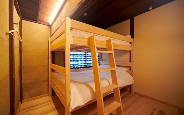 Sasayama Jyokamachi Guest House KURIYA Double Bunk Bed Cabin for up to 4 Pax - Vacation STAY 92027 – Guest Rooms – Tamba-Sasayama