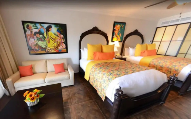 Enchanting Specious 2BR With Terrace - Cabo