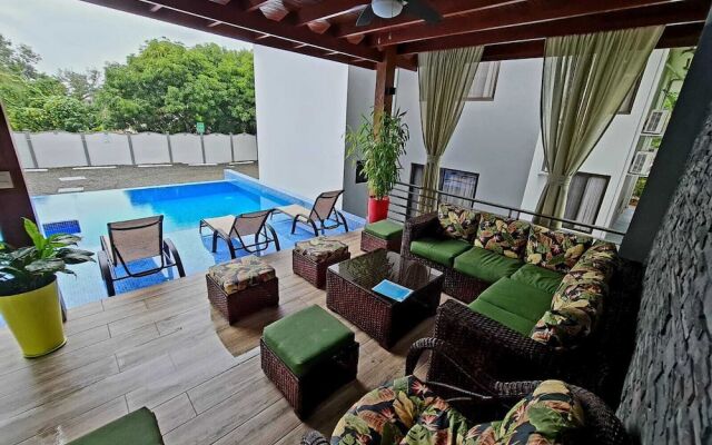 Ballena Paradise Aparta Hotel