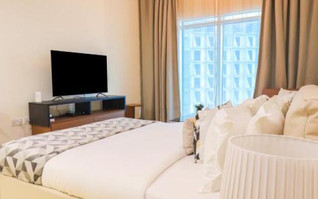 Signature Holiday Homes - Newly Furnished Studio in Azizi Aliyah Residences, Al Jaddaf