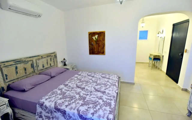 Bahama Art Hotel