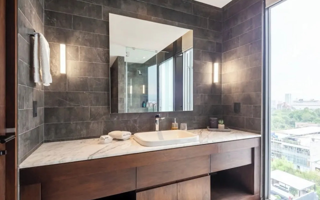 319-PH Luxury 3BR Duplex PH