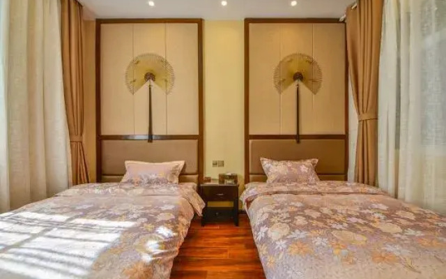 Weidu Haiyunju Inn