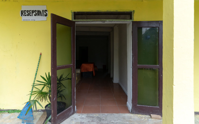 RedDoorz @ Nantampukmas Sidikalang