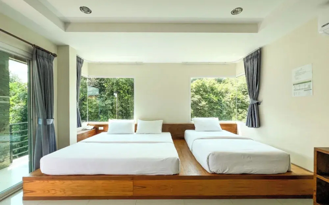 Tachang Airport Hotel